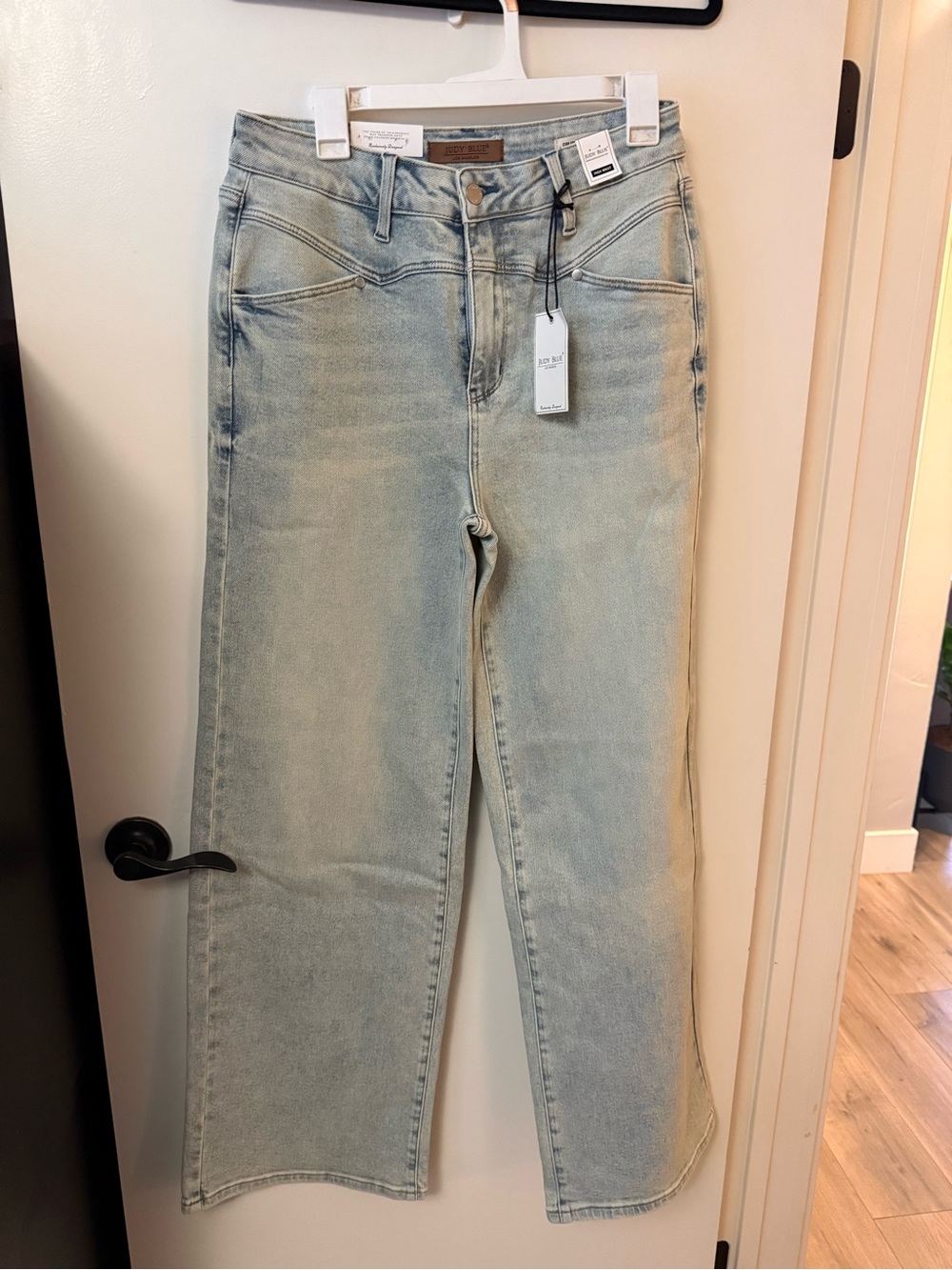 Judy Blue Light Blue Women’s Straight-Leg Jeans